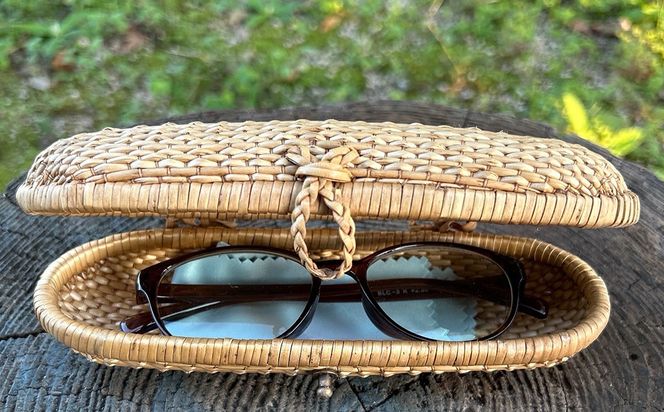 migiwa 柳の皮染めメガネケース / 伝統工芸品 行李編み メガネケース メガネ入れ 眼鏡 めがね 天然素材 高級 おしゃれ 和テイスト 大人 手作り ハンドメイド 日本製