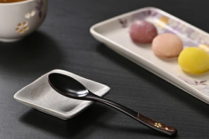 角館樺細工《樺細工 八柳》漆 ため塗 木製スプーン ゆうパケット 角館工芸協同組合 [伝統 工芸品 樺細工 秋田県 仙北市 八柳 日用品 雑貨 カトラリー 食器]|02_kdk-978001a