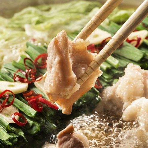 水炊き もつ鍋 ( 醤油 みそ 味2種 ) 食べ比べ セット 各2人前 合計6人前 博多名物 鶏水炊き&モツ鍋 満腹 鍋 牛肉 鶏肉 朝倉市 配送不可：離島 