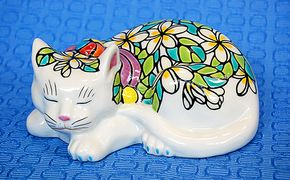 九谷焼「眠り猫 プルメリア」糠川孝之作 a05 民芸品 工芸品 インテリア 