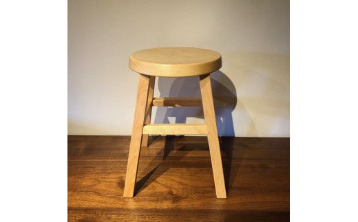 四方転びのスツール（紅松材）/　丸椅子　スタッキング　伝統工法　無垢材【GOOD WOOD WORKS】_HA0716