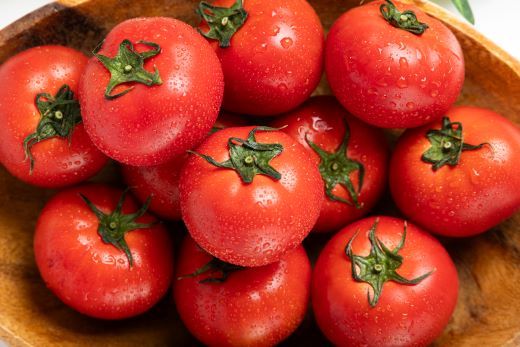 夜須のフルーツトマト6kg 【旅サラダに取り上げられました！】 先行予約受付 期間限定 季節限定 野菜 やさい フルティカ 完熟 小ぶり 小さめ 糖度 熨斗 のし対応可 贈り物 おやつ サラダ フレッシュ 新鮮 送料無料 産地直送 高知県 香南市 yu-0020