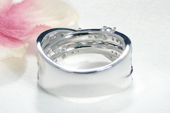 Pt950 ハート＆キューピッド ダイヤモンド リング 【0.98ct】鑑別カード・スコープ付 CSR0363-pt SWAV078