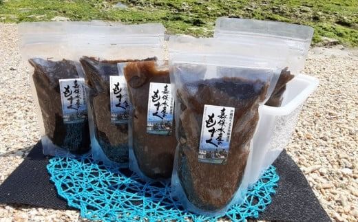 【嘉保水産】勝連産・太もずく（塩蔵タイプ）　約500g× 5袋（約2.5kg）