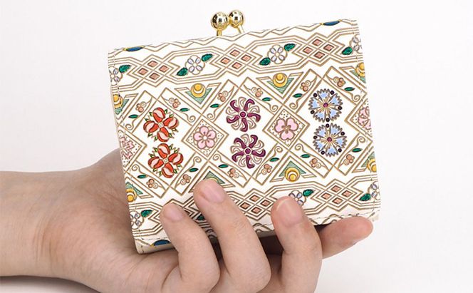 【文庫屋大関】三つ折りミニ財布　花菱【皮革工芸品】 ファッション 小物 民芸品 お札 カード 小銭 手のひらサイズ コンパクト 大人かわいい 牛革 手作り 国産 