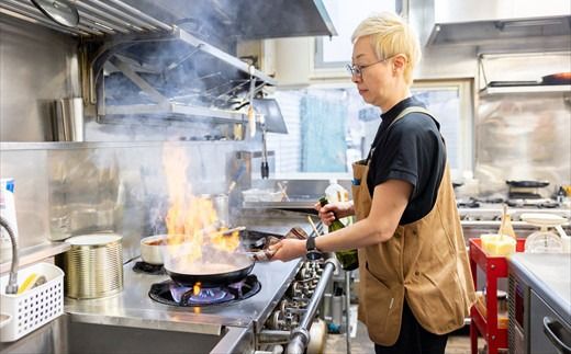 【洋食の老舗 ネーベン・フルス】お食事券 食事券 1名様分｜ ハンバーグ お食事券 食事券 チケット 体験 体験型 飲食店 観光 旅行 2026年 年始発送 北海道 釧路町 釧路超 特産品