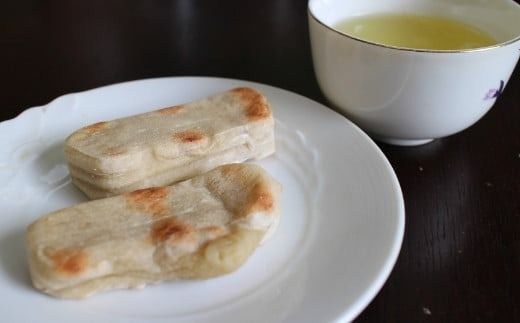 高知名物！ 老舗ベーカリー特製 かんば餅700g さつまいも餅 もち モチ 餅 米 冷凍配送 お取り寄せグルメ 和菓子