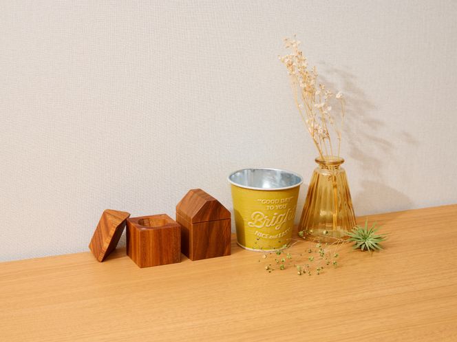 おうち型 乳歯ケース 木製 乳歯入れ Teeth House 成長記念 子ども用 メモリアルグッズ 出産祝い 入学祝い ナチュラルデザイン ハンドメイド インテリア雑貨 小牧市 送料無料 ［087Y11］ おうち型 乳歯ケース 木製 乳歯入れ Teeth House 成長記念 子ども用 メモリアルグッズ 出産祝い 入学祝い ナチュラルデザイン ハンドメイド インテリア雑貨 小牧市 送料無料