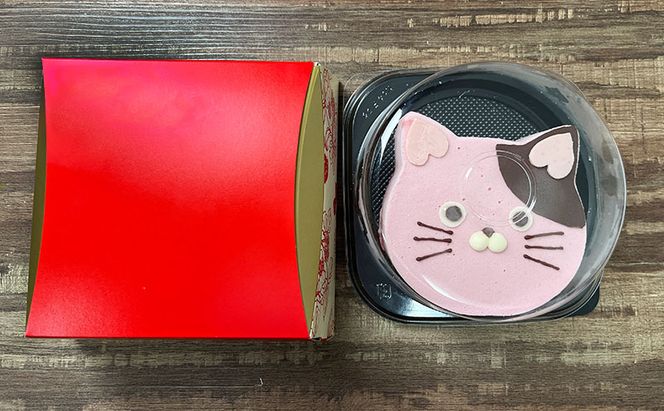 あまおうたっぷり ねこ ジェラートケーキ 冷凍いちご使用　あまおう　スイーツ ギフト ケーキ 誕生日ケーキ 大人 猫 誕生日 子供 夏ギフト 猫型 15cm 誕生日 記念日 ねこ バースデー ネコ 動物 モチーフ 猫型 アニマルケーキ 猫の日