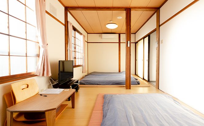 ゲストハウス松よし ご宿泊券 トリプルルーム 1泊1部屋3名様まで 宿泊チケット 旅行 家族 友人 子連れ 和 モダン 無人ゲストハウス 料理ができる オープンキッチン 喫煙ルーム トイレ シャワールーム 