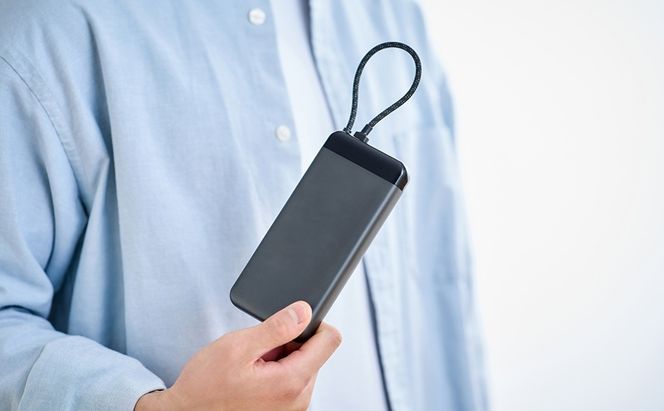 ケーブル内蔵モバイルバッテリー CE-A20020 ブラック アイリスオーヤマ