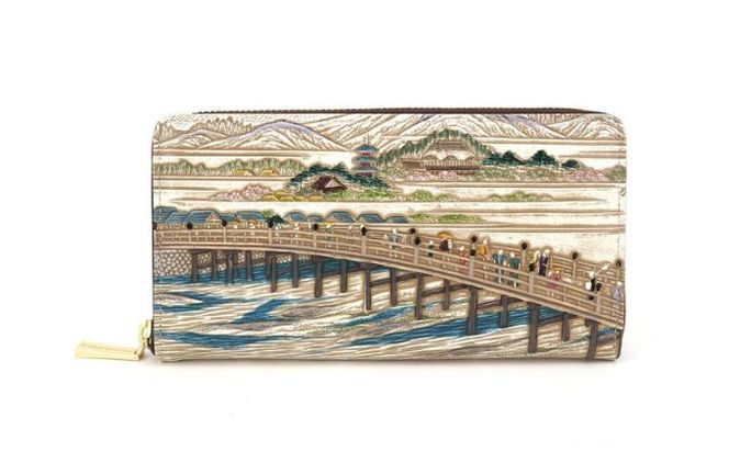 【文庫屋大関】大容量　ぐるっとファスナーの長財布　浮世絵　三条大橋【皮革工芸品】 ファッション 小物 仕切り カードポケット ロングポケット 