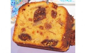 すべて手作りにこだわった、宿河原パウンドケーキ「フルーツ」
