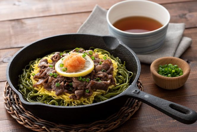 伊之助めんのそばづくしセット【麺 のし お中元 お歳暮 贈り物 ギフト 食べ比べ 健康 無添加】(H019105)