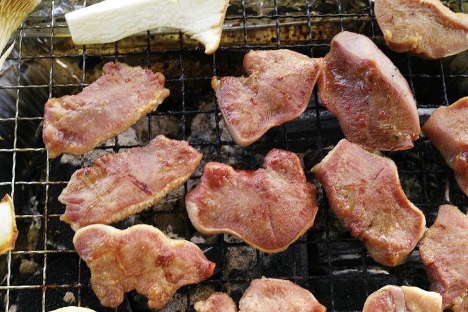 焼肉セット 豚 食べ比べ 8種 230g 8パック 計1.84kg [たなかホルモン 北海道 砂川市 12260765] 冷凍 焼肉 焼き肉 やきにく 焼肉用 焼き肉セット 焼肉プレート セット 豚肉 ホルモン 豚タン 豚たん 豚サガリ 豚さがり 豚ホルモン 豚レバー 豚軟骨 豚なんこつ