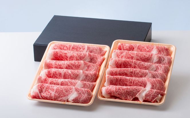 松阪牛の品評会で最優秀賞受賞歴のある 加藤牧場の黒毛和牛 ロース･肩ロース 1kg/牛肉 国産牛 国産 和牛 大容量 冷凍便 年末年始 お正月 黒毛和牛 ロース 肩ロース 肉 上質 家族 焼肉 しゃぶしゃぶ すき焼き 鍋 おいしい 美味しい 人気 おすすめ 三重県 四日市市 ふるさと納税