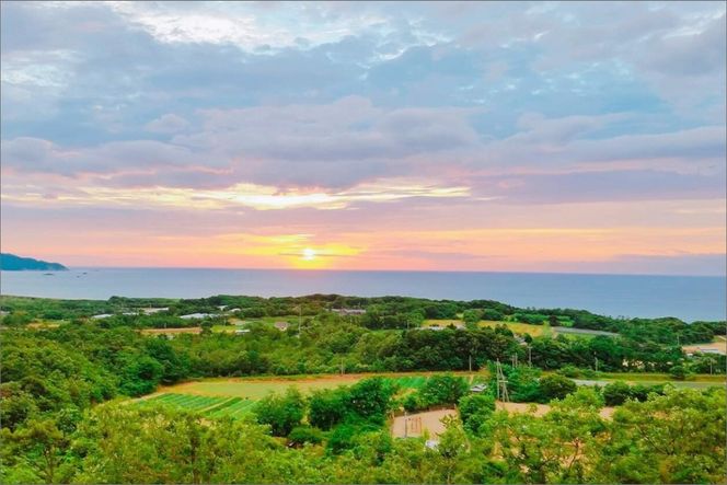 【先行予約】京丹後の梨ジュース 大瓶2本入り（2025年10月下旬～発送）　SF00016