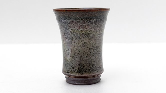 【燿彩窯変紫焔釉】ビアグラス （小野寺裕司 作） 径8.3cm×高さ11.2cm | ビール 焼酎杯 酒杯 陶器 陶芸 ギフト 贈答 [EW47-NT]