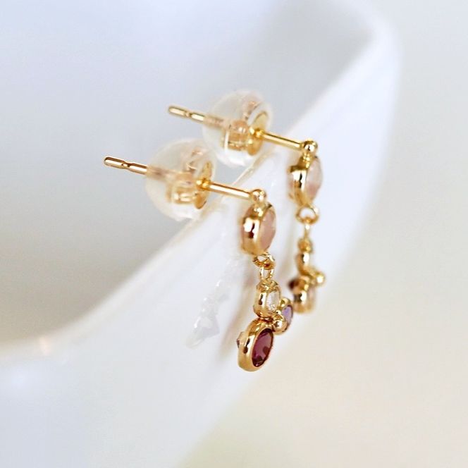 K10YG(10金) イエローゴールド ピンク系天然石 マルチカラー ピアス 揺れる 保証書付 2125 242-052-a