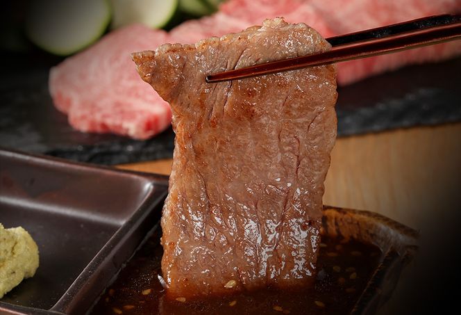 【和牛セレブ】【神戸牛 肩ロース焼肉切り落とし 1kg（黒折箱入り）冷凍】 箱入り ギフト 和牛 牛肉 ステーキ しゃぶしゃぶ すき焼き 焼肉 大人気 年末年始 パーティー ボックス ごちそう 国産 但馬牛 但馬 神戸 並ぶ三大銘牛 香美町 村岡 和牛セレブ 58-39