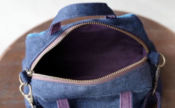 経浮花織 ランチポーチ+plus リーフ柄 (紺色・青系織物) ハンドバッグ 手提げバッグ 小さめ おしゃれ レディース 沖縄市 / FABRIC SHOP MINAMI[BCCS002-02]