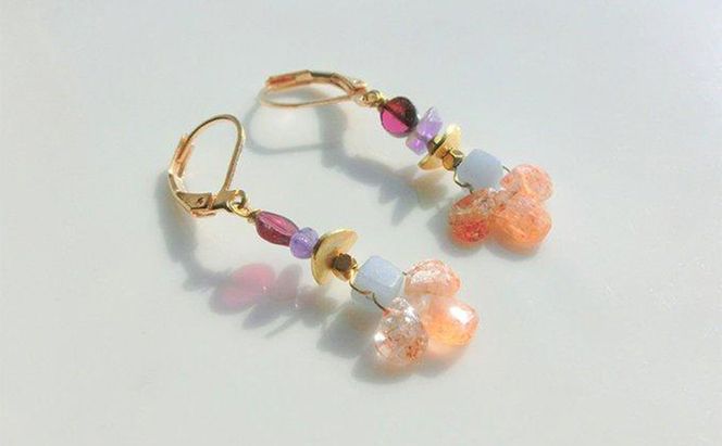 Helio flower ピアス アクセサリー 1個【シンプル サンストーン ヘリオライト クール シャープ 可愛い ギフト プレゼント ハンドメイド 手作り  職人 上品 華やか  ドレス 大人の雰囲気  ラッピング 母の日 結婚式 Q 北海道 幕別町】