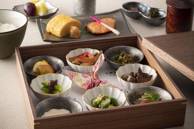 【THE HOTEL HIGASHIYAMA KYOTO TOKYU】平休日1泊朝食付ペア宿泊券《エグゼクティブハリウッドツイン》［ 京都 旅行 宿泊 ホテル 旅館 人気 おすすめ 割引 チケット クーポン 観光 トラベル 宿  宿泊券 人気 おすすめ ホテル 宿泊 旅行 観光 グルメ ふるさと納税 ］ 261009_A-LA020