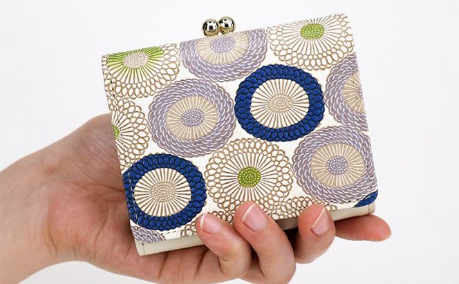 【文庫屋大関】三つ折りミニ財布　笠菊（水明）【皮革工芸品】 ファッション 小物 民芸品 お札 カード 小銭 手のひらサイズ コンパクト 厄除け 牛革 手作り 大人可愛い 