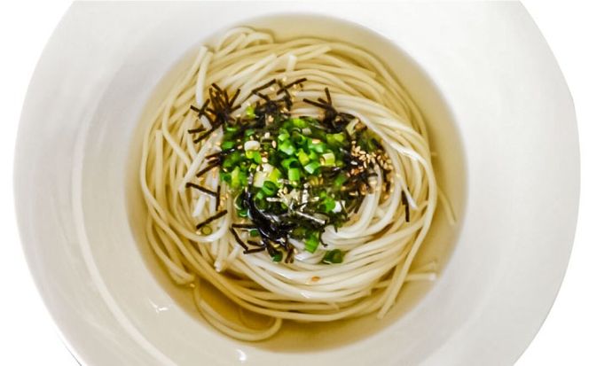 【モチモチつるっと食感！】こだわりの麺匠が創る 島原 手延 細うどん 大容量 5キロ（100束） / うどん 乾麺 ウドン 麺 / 南島原市 / ふるさと企画[SBA075]