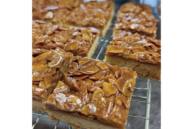 クッキー缶 6種類の クッキー 詰め合わせ 2缶セット[ スイーツ 洋菓子 焼菓子 食べ比べ ギフト プレゼント お取り寄せ 贈り物 ]