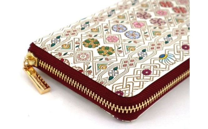 長財布 大容量 ぐるっとファスナーの長財布 花菱 文庫屋大関 通帳が入る 財布 レディース 本革 牛革 通帳ケース 通帳入れ 通帳 ポーチ ファスナー カード 収納 ポケット 小銭入れ 仕切り 工芸品 雑貨 東京