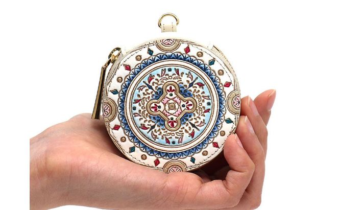 【文庫屋大関】マカロンポーチ ビジュー【皮革工芸品】 ポーチ ミニポーチ 小物入れ アクセサリー入れ イヤホン入れ 収納 保管ケース 手のひらサイズ  本革 革 皮革 工芸品 工芸 雑貨 ギフト プレゼント 日本製 東京