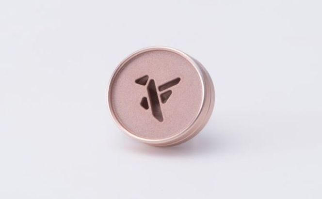 ～香りを纏う～ 　ALMA Aroma Pins-motif- 雑貨 ファッション アクセサリー ピンバッチ アロマオイル 持ち運び おしゃれ ジャケット お守り クローバー 