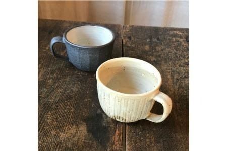【 アイボリー & アイアン ブラック 】 スープ マグカップ ペア セット 糸島市 / うつわと手仕事の店 研 器 陶器 食器 スープマグ クラフト 手作り [ARD019] 器 陶器 食器 クラフト 手作り マグ ボウル 陶磁器 うつわ おしゃれ