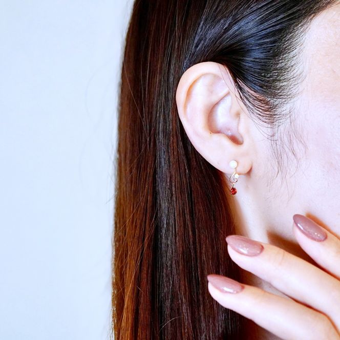 K10YG(10金) イエローゴールド ガーネット パール ピアス 揺れる 保証書付 2066 242-051-b