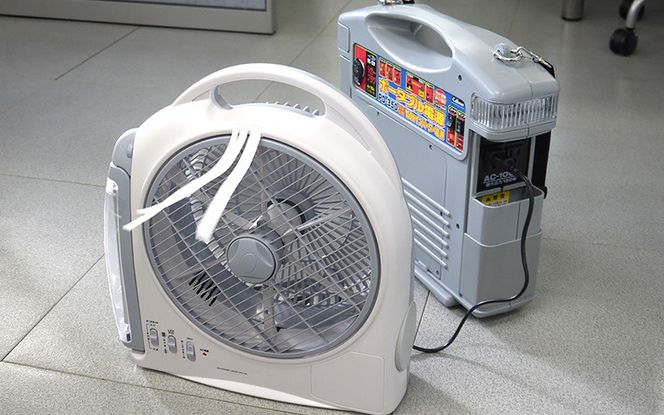 セルスター　ポータブル電源　PD-350 cell0010