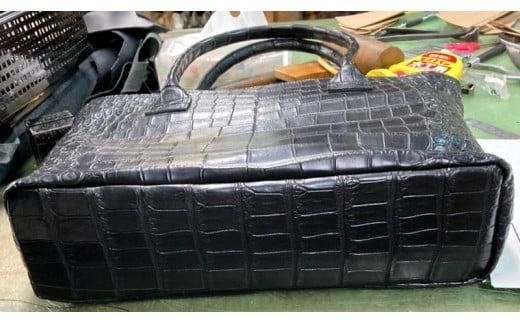 クロコダイルトートバッグ【クロコダイルトートバッグレザーバッグ革クロコスエード男性サイズナイルクロコダイル幅広贅沢一枚のクロコ大阪府門真市】 272230_BE011