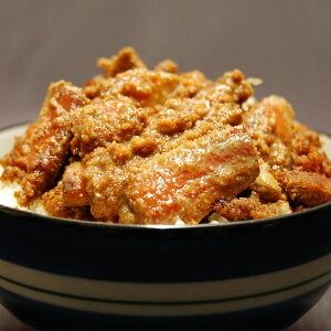 【ふるさと納税】郷土料理 セコガニで作った「子持ちがにみそ煮込み」 計2パック 殻付き（200g）・殻なし（60g） 計260g ズワイガニ カニ 蟹 味噌 魚介類 甲殻類 水産物 おかず おつまみ ご飯のお供 お酒のお供 冷凍 兵庫県産 国産 兵庫県 新温泉町 送料無料