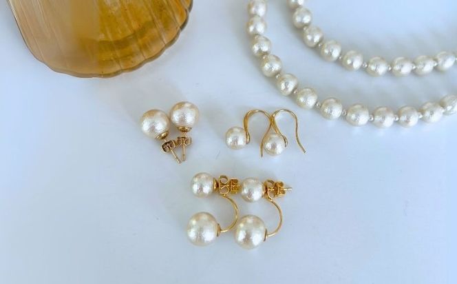 GL016コットンパール「キスカ」ロングネックレス(金具ゴールド)とピアス３点セット