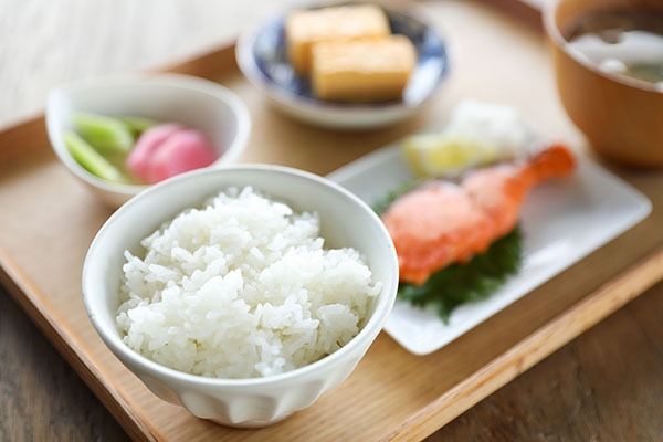 山形県産 ちょいまんま はえぬき無洗米 2合（300g）×70袋セット ブランド米 無洗米 白米 使い切り 手軽