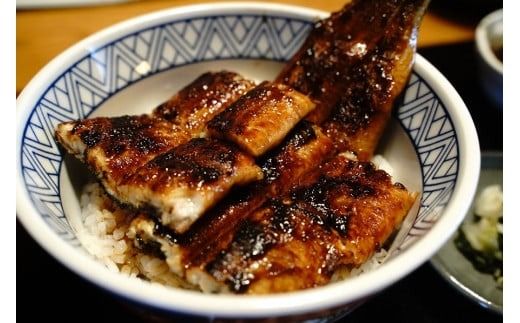 【ふるプレ限定品】 【備長炭で焼く“いい焦がし”】三河一色産うなぎの蒲焼1尾＆白焼1尾 鰻 ウナギ 蒲焼 白焼 たれ タレ 国産 備長炭 土用 丑の日 冷凍 三河一色産 H189-013