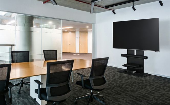 テレビ台 スタンドテレビ台 UTS-900R-BO ブラックオーク テレビスタンド ハイタイプ おしゃれ アイリスオーヤマ テレビ台 壁掛け風 テレビ台 木目調 テレビボード スタンドテレビ台 省スペース スリム 高さ調節 自立 新生活 65型 65インチ 75型