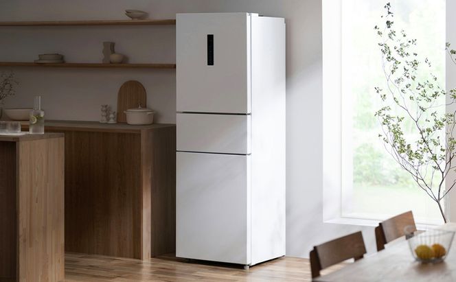 冷蔵庫 冷凍冷蔵庫 アイリスオーヤマ IRSN-HF24A-W ホワイト 3ドア 冷蔵 冷凍 ソフト冷凍 冷凍室 235L 自動霜取り 一人暮らし 二人暮らし 新生活