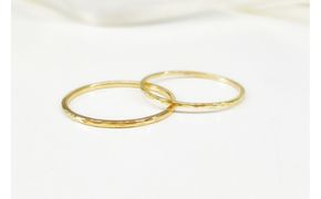 【K18 ペアリング】丸つち目 極細＆細リング（ハンドメイド）- ギフト包装付き - 232238_WW139