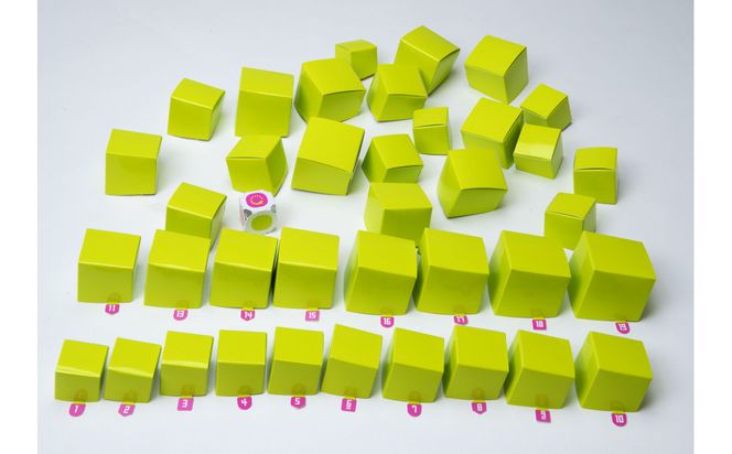 感覚ゲーム8セット「指感覚」「トランチョ」「1ミリ感覚 第2版」「1ミリ感覚キューブ」「いろ感覚2」「耳と手感覚 新装版」「おもさ感覚」「秒感覚」【キッズデザイン賞優秀賞「経済産業大臣賞」、グッド・トイ受賞】【 カードゲーム ボードゲーム ボドゲ 知育 おもちゃ 神奈川県 小田原市 】 142069_GB016