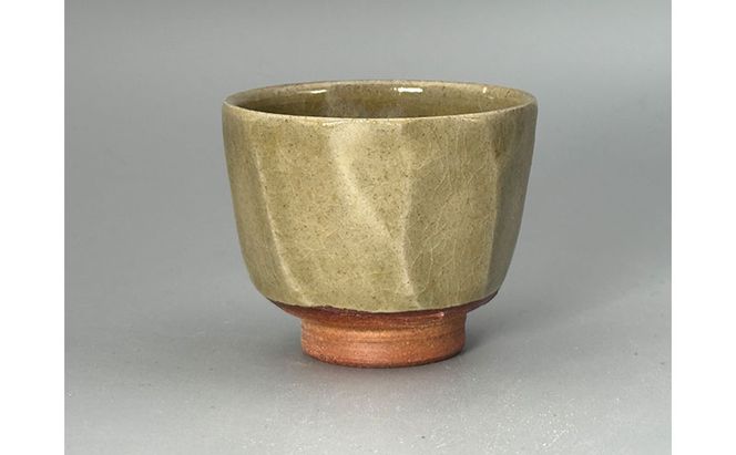 虫明焼 灰釉面取ぐい呑(黒井博史 作) 工芸品 食器 酒器 ぐい呑