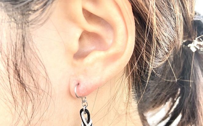【※使用しない※】組紐チタンピアスみょうが黒銀 