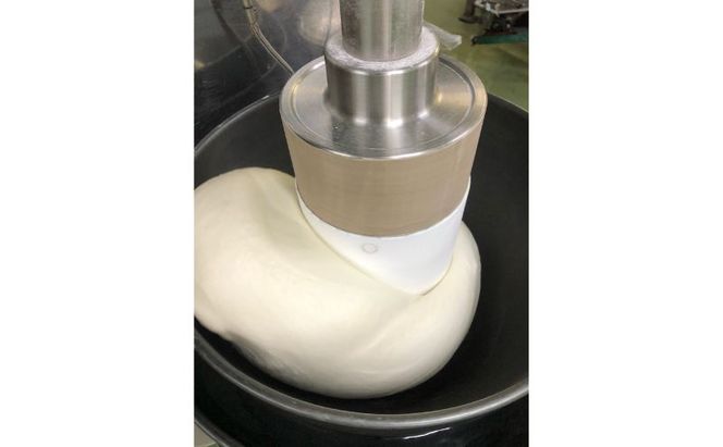 魚沼産こがねもち100％使用 令和7年産 越路もち950g×4 餅 モチ 切り餅 おもち お餅 新潟 