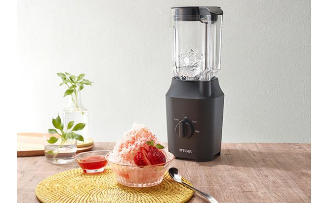 2025年度新製品  タイガー魔法瓶 ミキサー  SLC-A100KM マットブラック【ミキサー 電化製品 家電 タイガー パワフル まるごと 冷凍フルーツ  トライタン パワフルミキサー パーソナルカップ 大阪府 門真市 】 272230_AZ014VC01