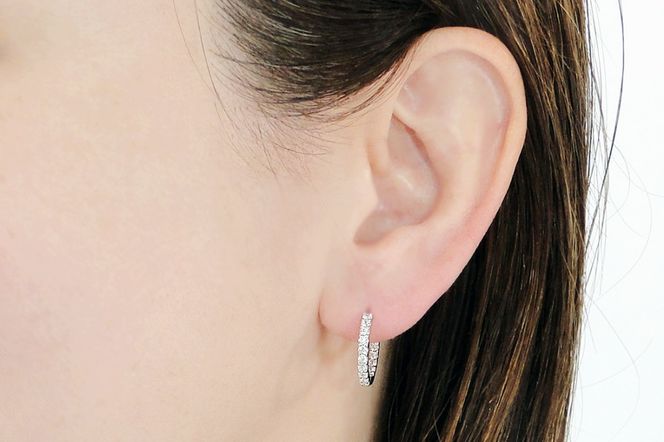 K18WG【0.7ct】ダイヤモンド中折れフープピアス【17mm】 CSP00070 SWAV031